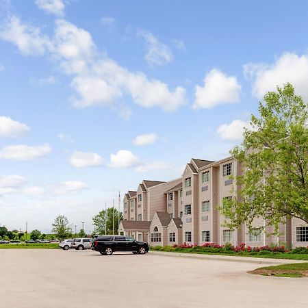 Microtel Inn & Suites By Wyndham Белвью Экстерьер фото