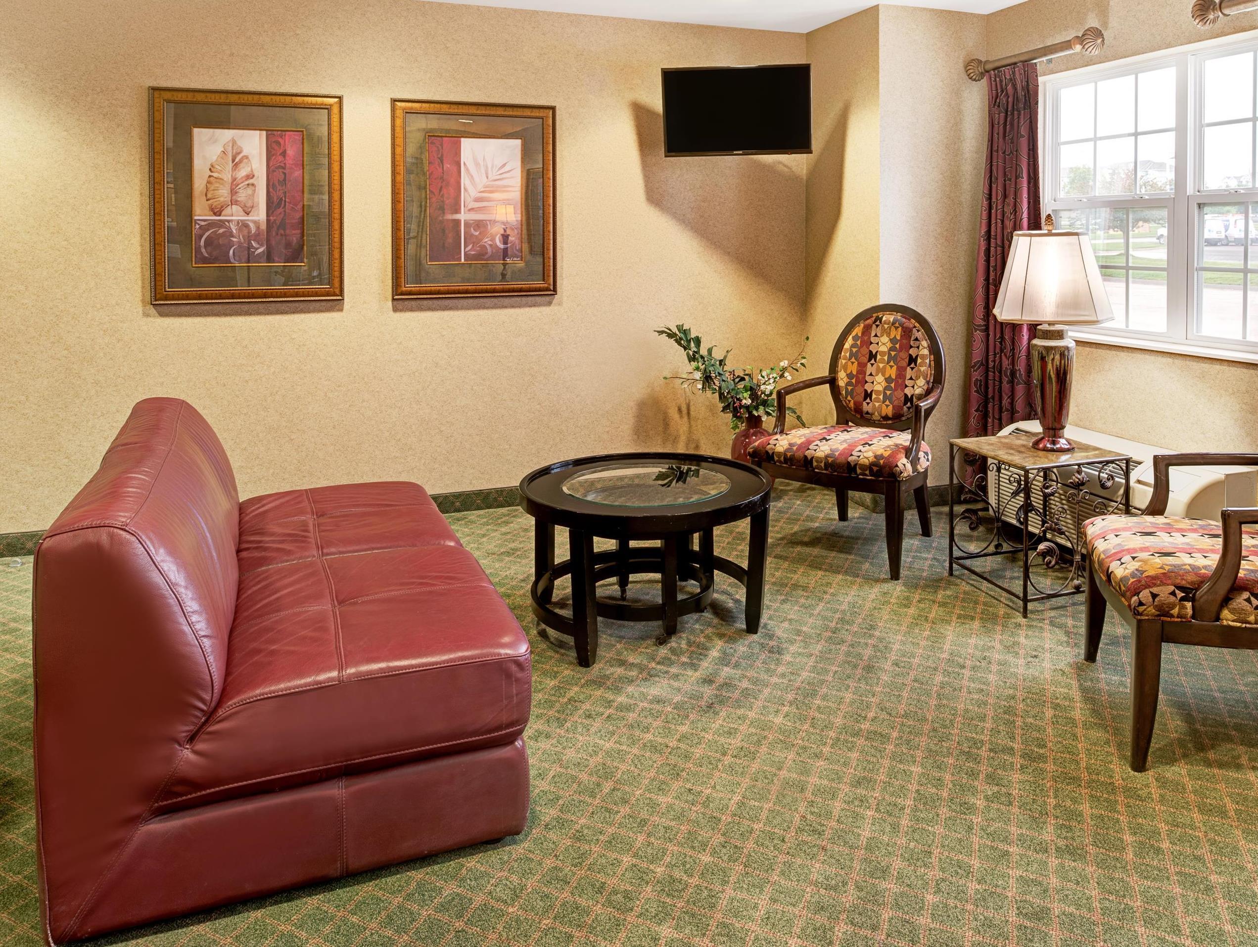 Microtel Inn & Suites By Wyndham Белвью Экстерьер фото